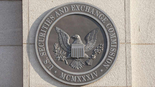 Former SEC Chair: Institutional Investors Clearly Want Access to BTC, Approval of Spot Bitcoin ETFs Inevitable Former SEC Chair: Institutional Investors Clearly Want Access to BTC, Approval of Spot Bitcoin ETFs Inevitable