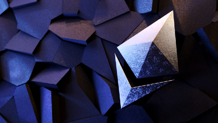 Ethereum News Catalyst Could Trigger Triangle Breakout To $4,000 Ethereum News Catalyst Could Trigger Triangle Breakout To $4,000