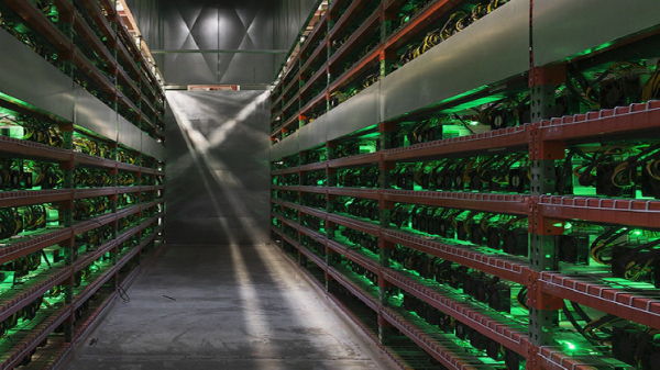 Bitcoin Fees Spike to 2-Year High as Ordinals Bonanza Gives Windfall Profit to BTC Miners Bitcoin Fees Spike to 2-Year High as Ordinals Bonanza Gives Windfall Profit to BTC Miners