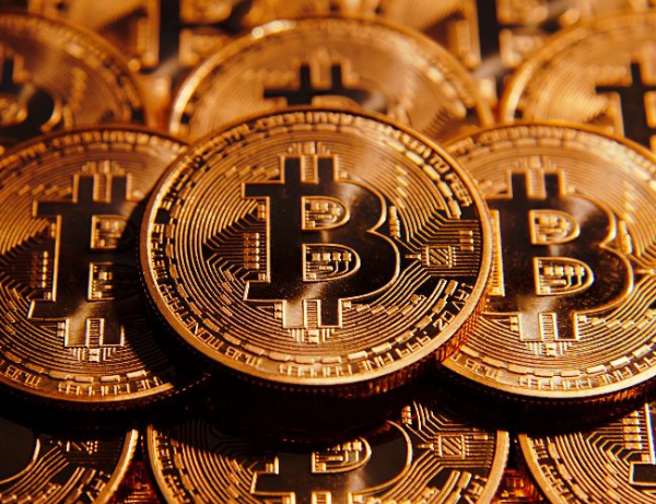 From Bullish To Bearish, Bitcoin Plunges More Than 6% Amid Matrixport’s Contradictory Reports From Bullish To Bearish, Bitcoin Plunges More Than 6% Amid Matrixport’s Contradictory Reports