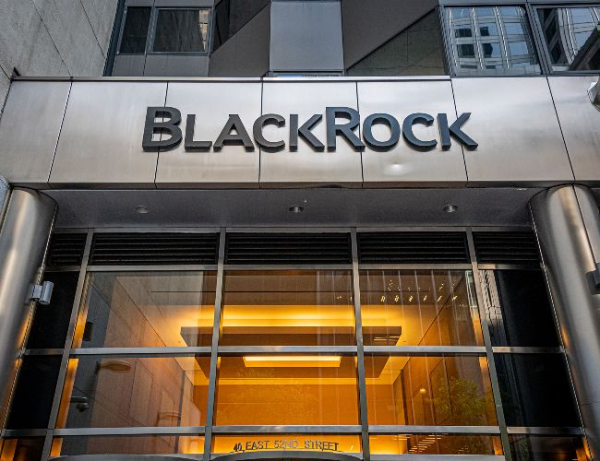 BlackRock wants to project Bitcoin ETF ads onto former banks, filing says BlackRock wants to project Bitcoin ETF ads onto former banks, filing says